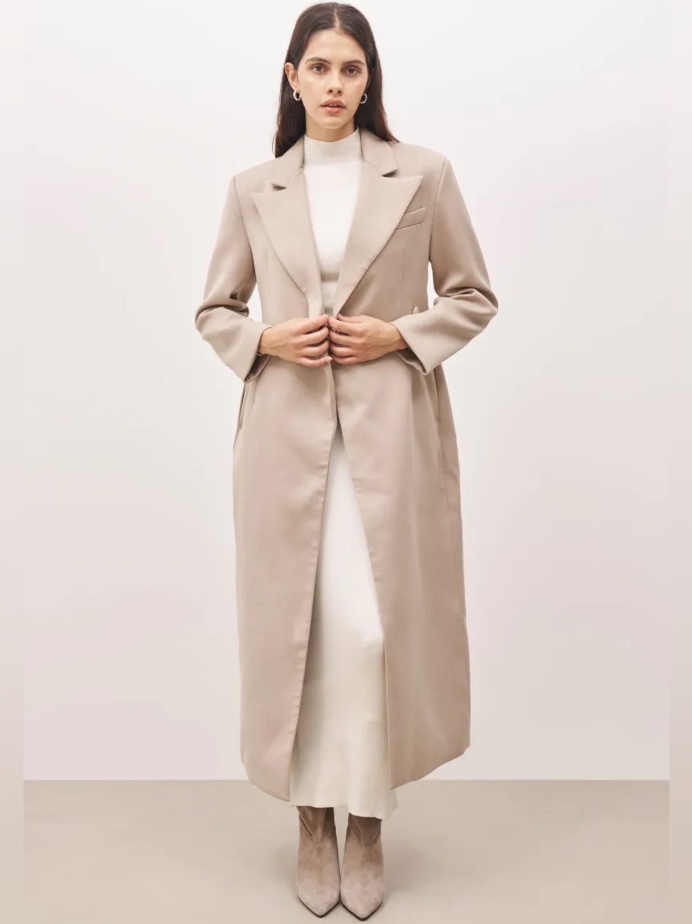 NWT boa. Because of Alice Asymmetric Tailored Longline Coat - Stone Size Small